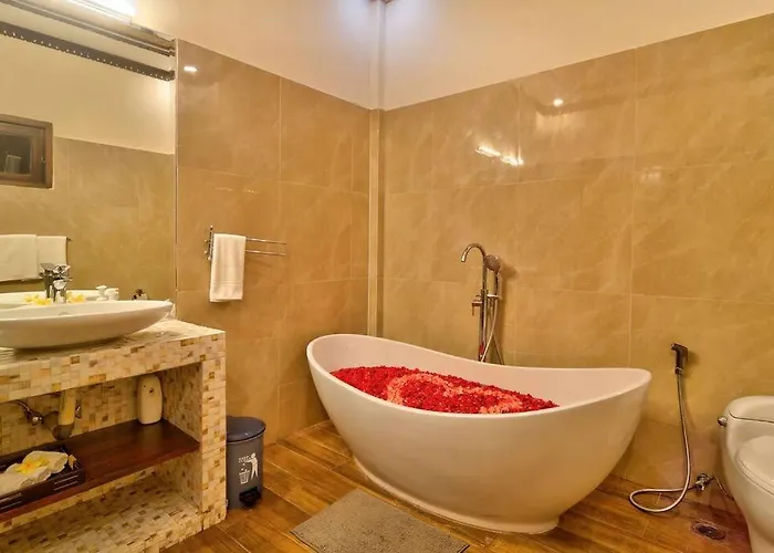 Villa Uluwatu Huge 6 Bed - G8 Views & Child Friendly