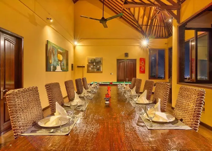 Uluwatu Huge 6 Bed - G8 Views & Child Friendly *