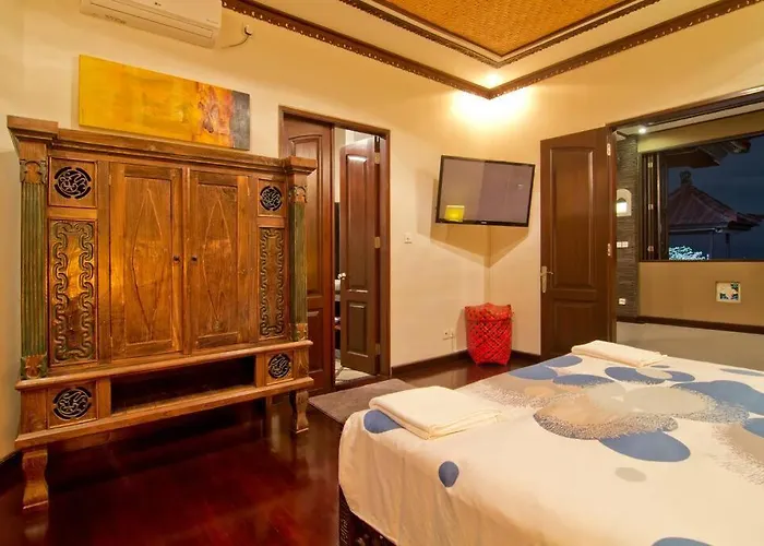 Uluwatu Huge 6 Bed - G8 Views & Child Friendly Villa *