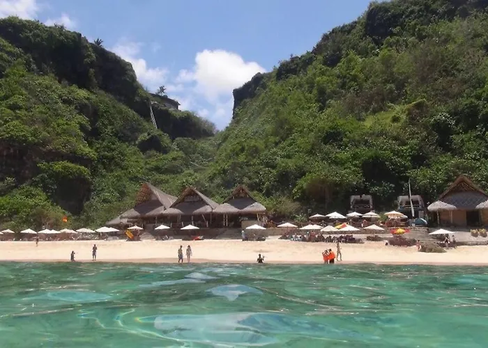 Villa Uluwatu Huge 6 Bed - G8 Views & Child Friendly Jimbaran