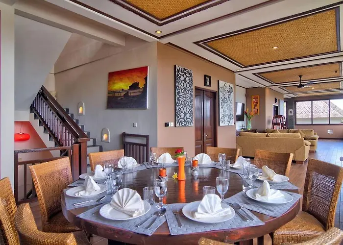 Villa Uluwatu Huge 6 Bed - G8 Views & Child Friendly