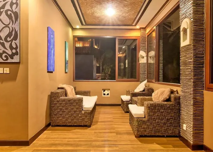 Uluwatu Huge 6 Bed - G8 Views & Child Friendly Villa