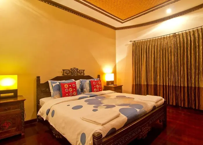 Villa Uluwatu Huge 6 Bed - G8 Views & Child Friendly *